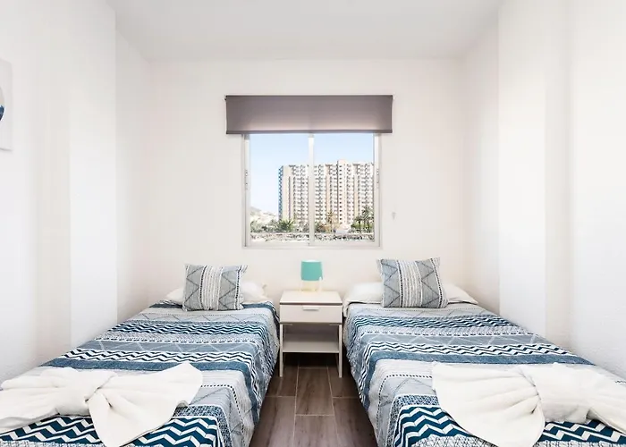 Home2book Beautiful Cristianos Pool Wifi דירה